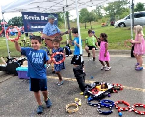 Kevin Devine Concert